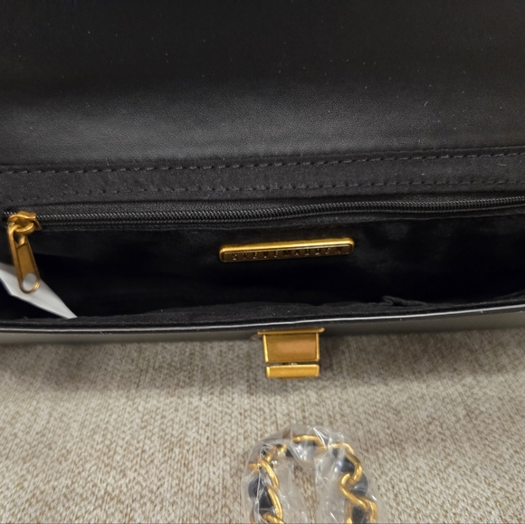 Steve Madden East West Handbag - Picture 6 of 8